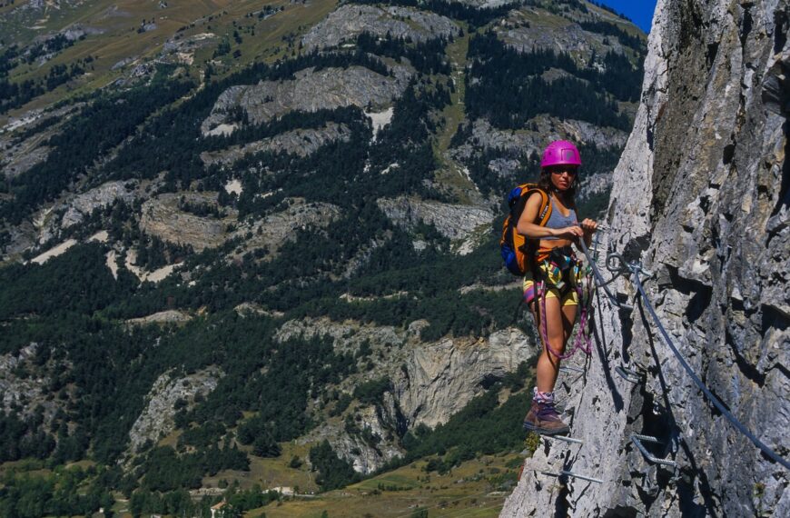 via ferrata, mountain, climbing-4423715.jpg